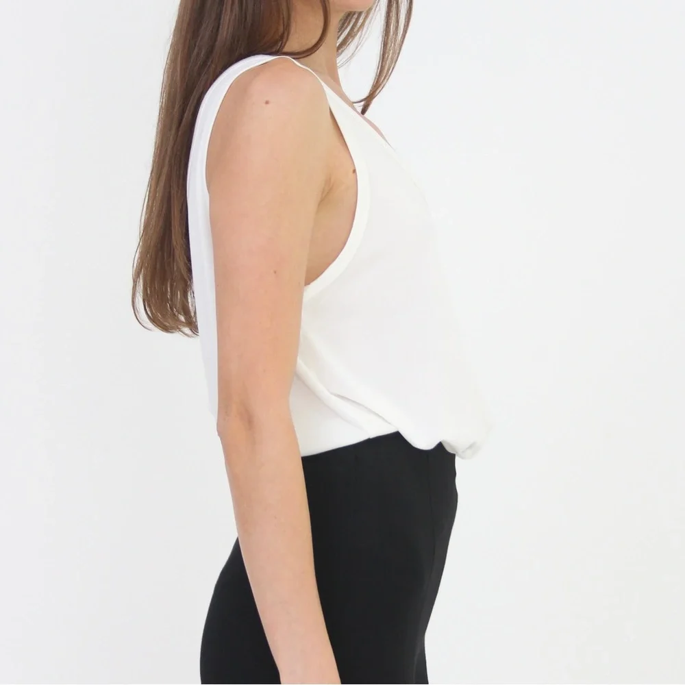 SALT + CO. - Knit No. 03, V-Neck Oversized Tank in Ivory (NWT) - Picture 5 of 6